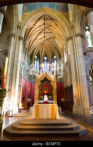 L'altare della Madonna e la versione inglese dei martiri della Chiesa cattolica in Cambridge Cambridgeshire Regno Unito Foto Stock