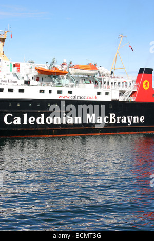 Caledonian MacBrayne traghetto in arrivo nel porto di Oban da Isle of Mull Foto Stock