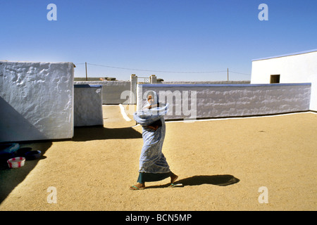 Sudan nubia la vita quotidiana in un cortile a Tombos Foto Stock