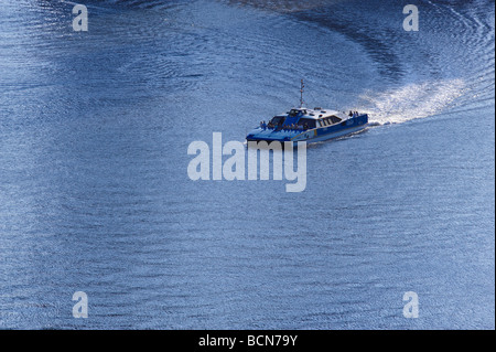 Città gli spostamenti in traghetto sul Fiume Brisbane Australia Foto Stock