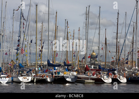 TALL SHIPS GARE st Pietroburgo Russia Luglio 11 14 2009 Foto Stock