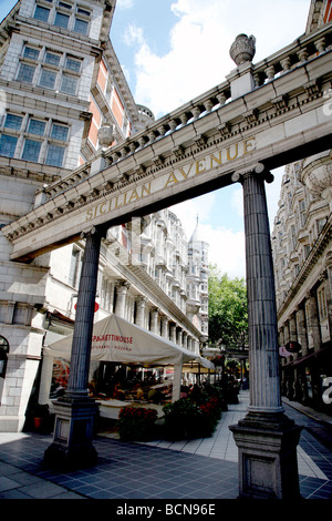 Il siciliano Avenue, Londra Foto Stock