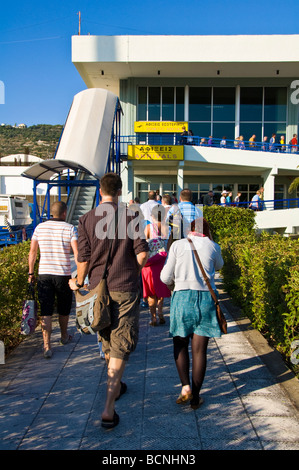 Gli arrivi internazionali all'aeroporto di Cefalonia sull'isola greca di Cefalonia Grecia GR Foto Stock