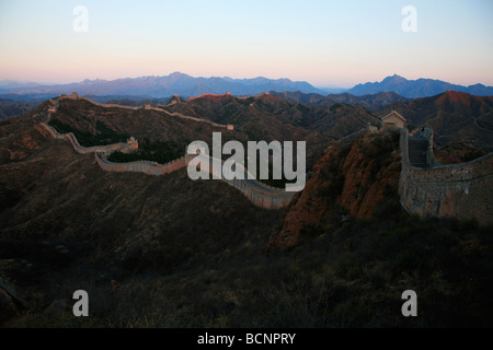 Grande Torre di Jinshan e piccola torre di Jinshan, Jinshanling Great Wall, nella provincia di Hebei, Cina Foto Stock