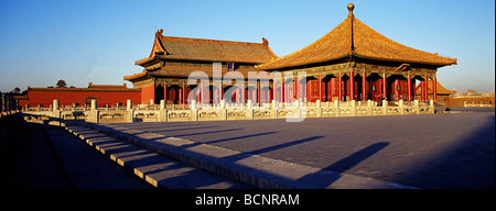 Sala del Centro di armonia e la sala di preservare l'armonia nella Città Proibita di Pechino, Cina Foto Stock