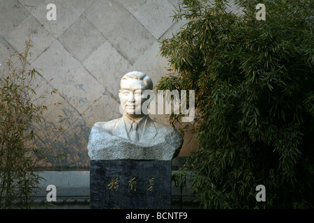 Statua di Mei Lanfang nei mei Lanfang Memorial Museum, Meilanfang Residence a Pechino in Cina Foto Stock