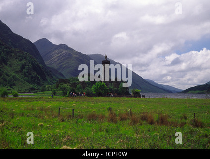 Monumento Glenfinnan sulle rive di Loch Shiel Highlands occidentali della Scozia Foto Stock