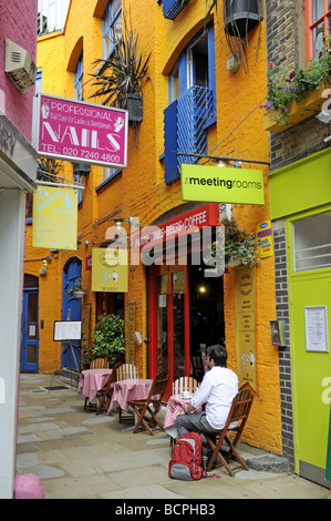 Neal's Yard Covent Garden Londra Inghilterra REGNO UNITO Foto Stock