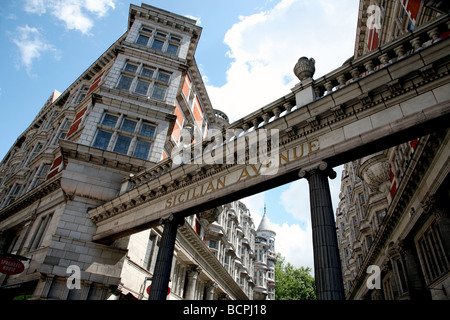 Il siciliano Avenue, Holborn, Londra Foto Stock