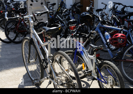 Le biciclette a noleggio su Creta, Grecia, Europa Foto Stock