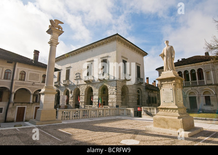 Piazza Maggiore Feltre Belluno Italia Foto Stock