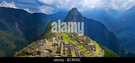 Vista sulla cittadella di Machu Picchu, Cusco, Perù Foto Stock