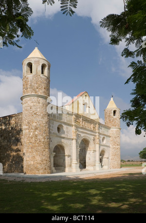 Cuilapan Ex convento, Oaxaca, Messico: un convento domenicano costruito nel 1555, situato nel villaggio di Cuilapan, Stato di Oaxaca Foto Stock