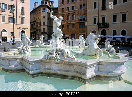 Fontana del Nettuno Piazza Navona, Roma, Lazio, l'Italia, Europa Foto Stock