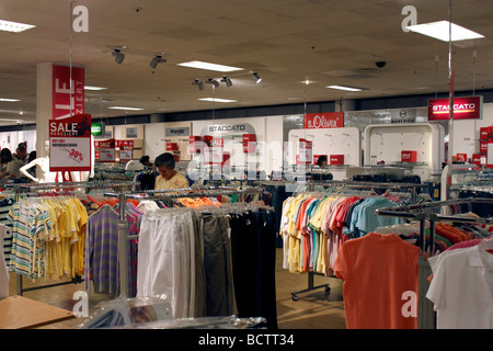 Berlin Hertie in Berlin Mitte sarà chiuso EU DE DEU RFT Germania capitale Berlino La Hertie catena di vendita al dettaglio Foto Stock