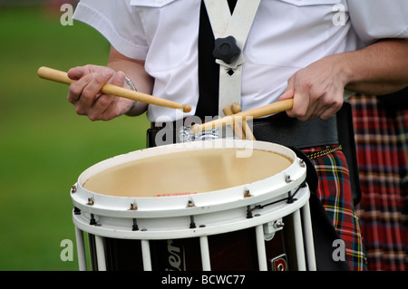 Marching Band indossano kilts/abbigliamento Sottish Norfolk East Anglia England Foto Stock