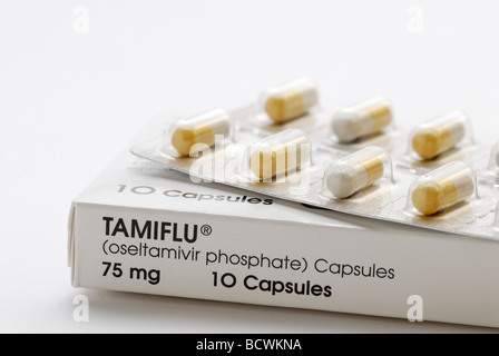 Tamiflu oseltamivir, un farmaco antivirale usato per il trattamento di influenza A e influenza B compresi influenza suina e influenza aviaria. Foto Stock