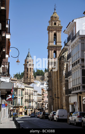 Calle Infante Don Fernando, Antequera, provincia di Malaga, Andalusia, Spagna Foto Stock