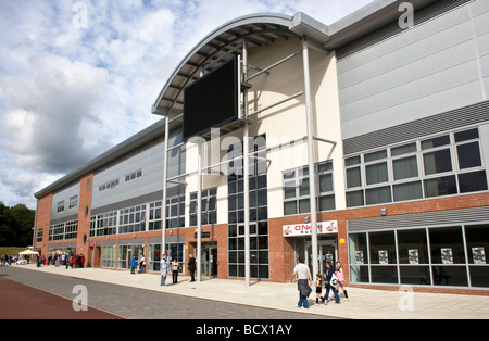 Lo stadio principale di ingresso, Leigh Sports Village, Leigh, Greater Manchester, UK. Foto Stock