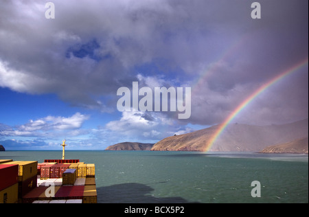 Rianbow come si vede da una nave portacontainer Foto Stock