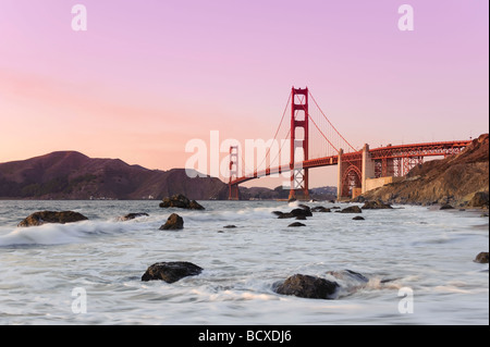 Usa California San Francisco Baker s Beach e il Golden Gate Bridge Foto Stock