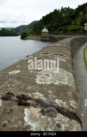 La torre Foel Garreg Ddu Elan Station Wagon Elan Valley Rhayader Powys Galles Foto Stock