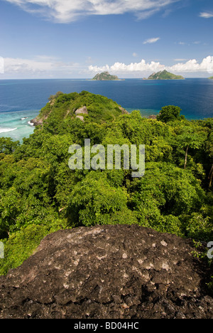 Vista dalla cima di Matamanoa Island Resort, Isole della Mamanuca, Isole Figi Foto Stock