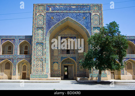 Mir mi Medrasa araba a Bukhara Uzbekistan Foto Stock