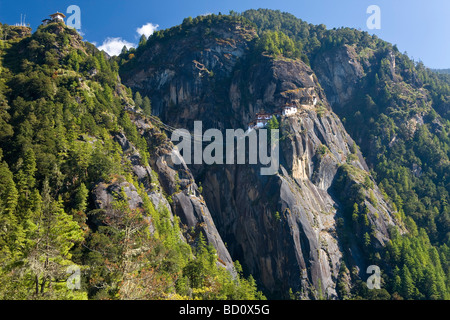 Taktsang Dzong monastero o Tigri Nido Costruito nel VIII secolo Paro Bhutan Foto Stock