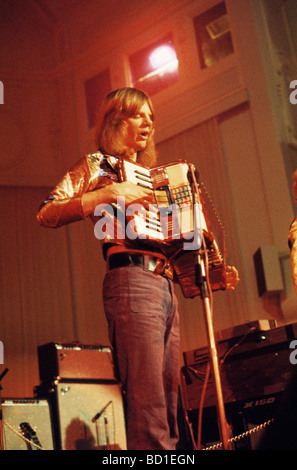 STRAWBS - REGNO UNITO/folk rock group nel 1973 con Blue Weaver sulla fisarmonica Foto Stock