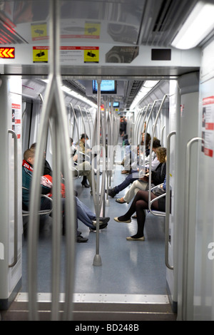 Metropolitana di Barcellona ferrovia metropolitana Foto Stock