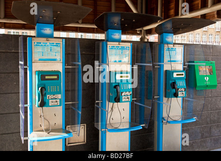 Belgio Europa - Fila di cabine telefoniche Foto Stock