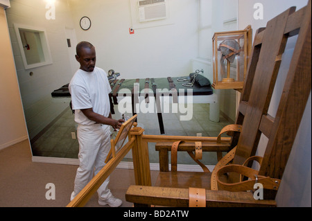 La Louisiana State Peniteniary, Angola, Stati Uniti. La sedia elettrica nel carcere museo. Foto Stock