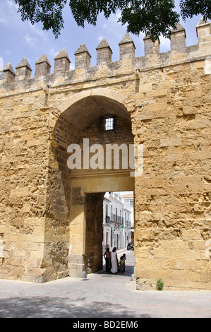 Cancello di Alcazar, Cordoba, in provincia di Cordoba, Andalusia, Spagna Foto Stock
