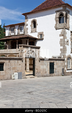 Coimbras House (Casa dos Coimbras) nella città di Braga, Portogallo. Un stile manuelino (casa gotica Portoghese). Foto Stock