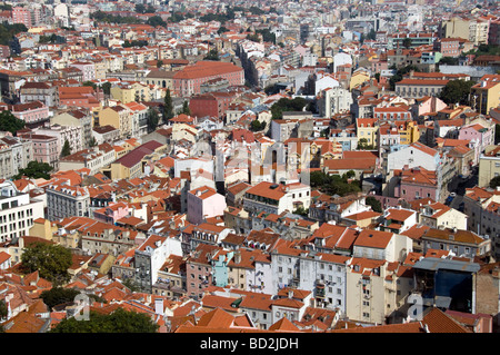 Vista aerea di tetti di Lisbona da Saint George Castle Portogallo Foto Stock