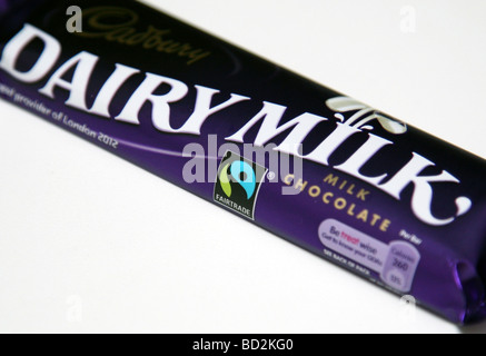 Cadburys Dairy Milk Chocolate ora realizzata da Fairtrade cacao Foto Stock