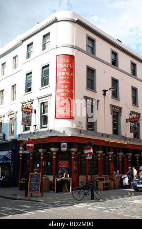 Pullman e cavalli pub, Soho, Londra Foto Stock