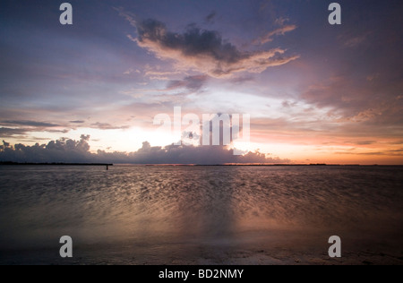 Tramonto su San Carlos Bay - Sanibel Island, Florida Foto Stock