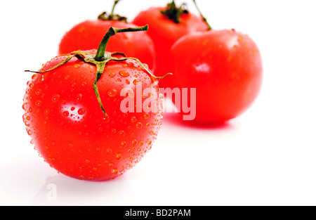Il pomodoro isolato su bianco Foto Stock