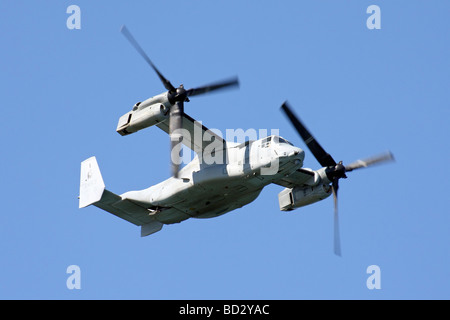 Corpo della Marina degli Stati Uniti MV-22 Osprey in volo durante il 2008 San Francisco Fleet le attività della settimana Foto Stock