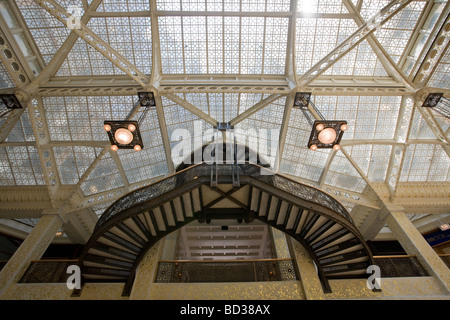 Il Rookery edificio Frank Lloyd Wright interni rimodellato di Chicago in Illinois Foto Stock