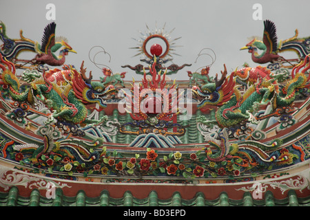 Tetto del cinese di Hong San Si tempio in Kuching Sarawak Borneo Malaysia Southeast Asian Asiatisch Foto Stock