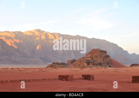 Lawrence molla nel Wadi Rum valle della Giordania Foto Stock