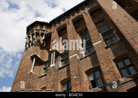 Architettura del castello di Malbork (Die Marienburg) costruita nel XIII secolo in Prussia dall Ordine Teutonico come Ordensburg. Foto Stock