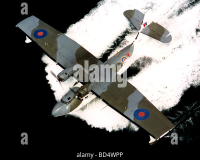 Catalina flying boat dipinto per rappresentare l'aeromobile in cui Flying Officer Cruickshank RAF ha vinto la Victoria Cross. Foto Stock