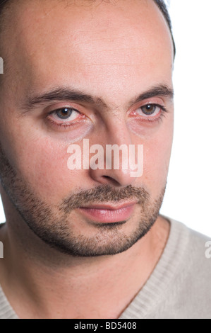 Close up di un pensieroso uomo Foto Stock
