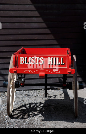 Carrello a mano a Blists Hill cittadina vittoriana in Shropshire Foto Stock