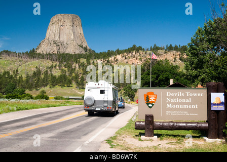 Vista dall'ingresso a Devils Tower National Monument in Wyoming Foto Stock