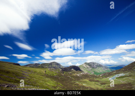 Brandreth Vertice con il 'alta falesia' Haystacks e pilastro montagne in distanza, 'Il Lake District' Cumbria Inghilterra England Regno Unito Foto Stock